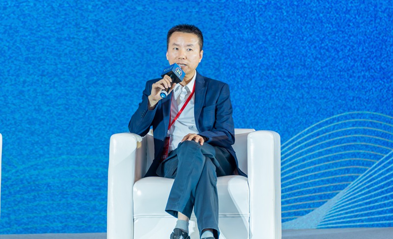中歐瑞博董事長(zhǎng)、投資總監(jiān)吳偉志參加圓桌論壇_副本.jpg