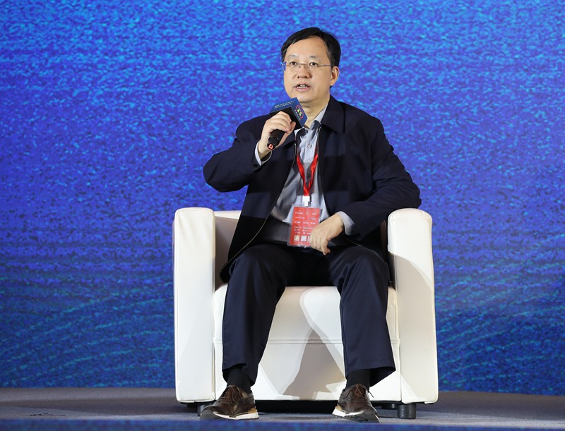星石投資董事長(zhǎng)江暉參加圓桌論壇_副本.jpg
